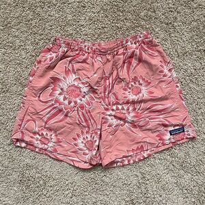 Patagonia Baggies Swim Shorts Size S Men’s Cereus Flower: Peak Pink 5" Hawaiian